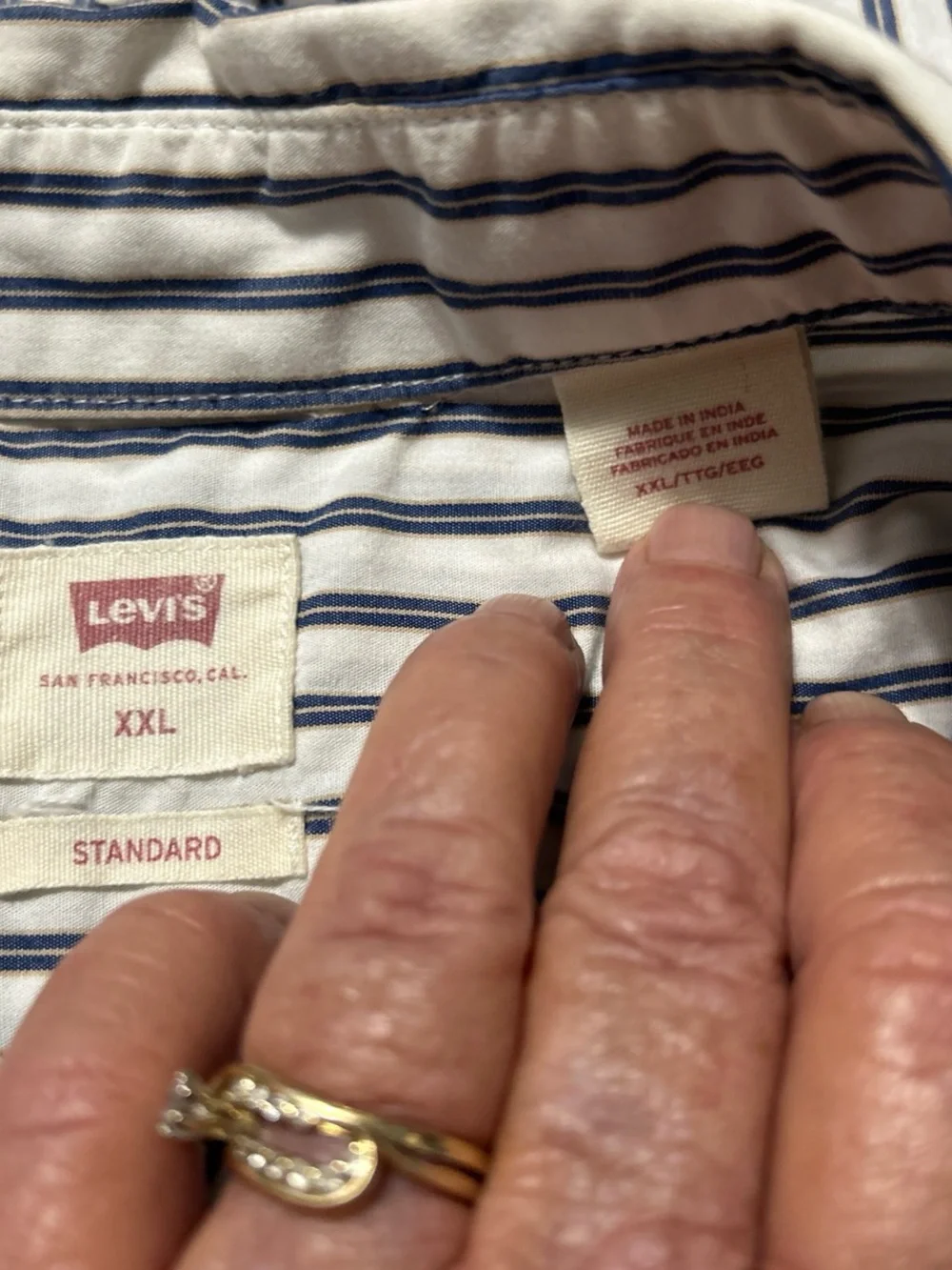 Levi's White and Navy Vertical Stripe Short-Sleeve Button-Up Shirt